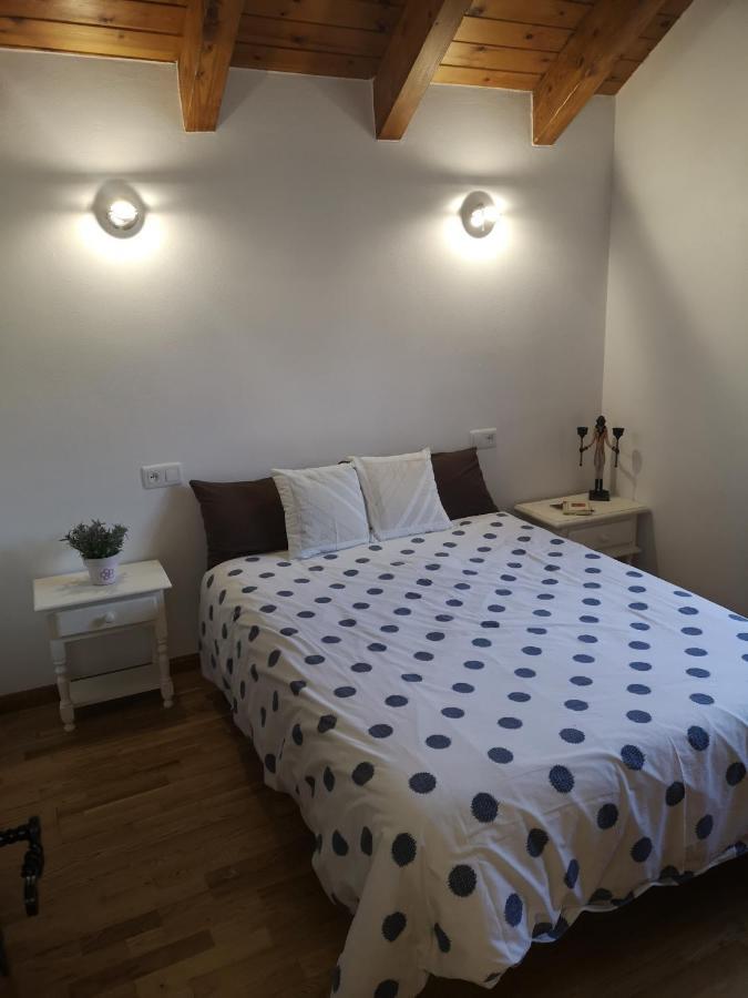Residencial Valle De Benasque Bagian luar foto